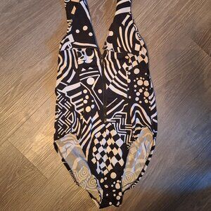Miraclesuit One Piece Bathing Swim Suit, Black and White, Size 12